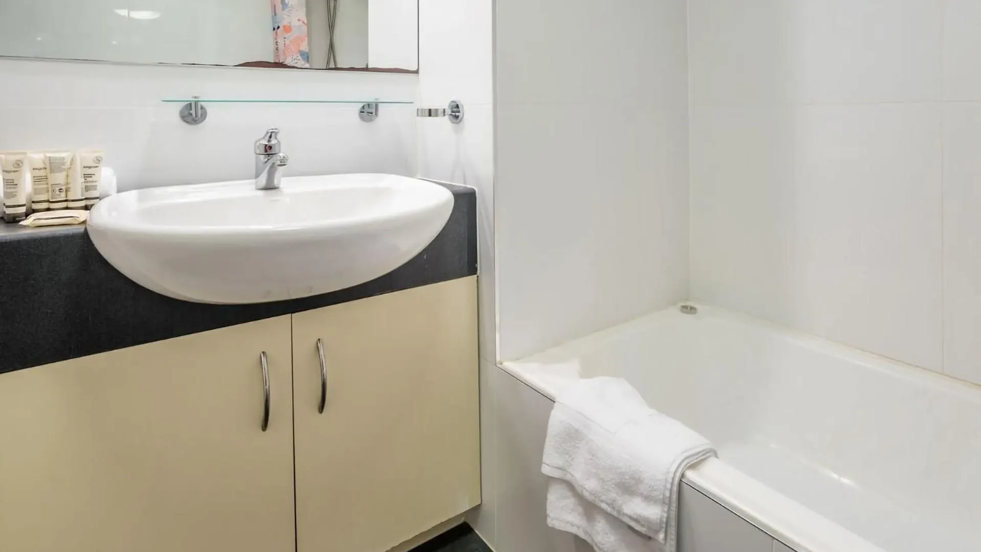 Apartment Urban Oasis Stay With Gym Sauna And Hot Tub Brisbane